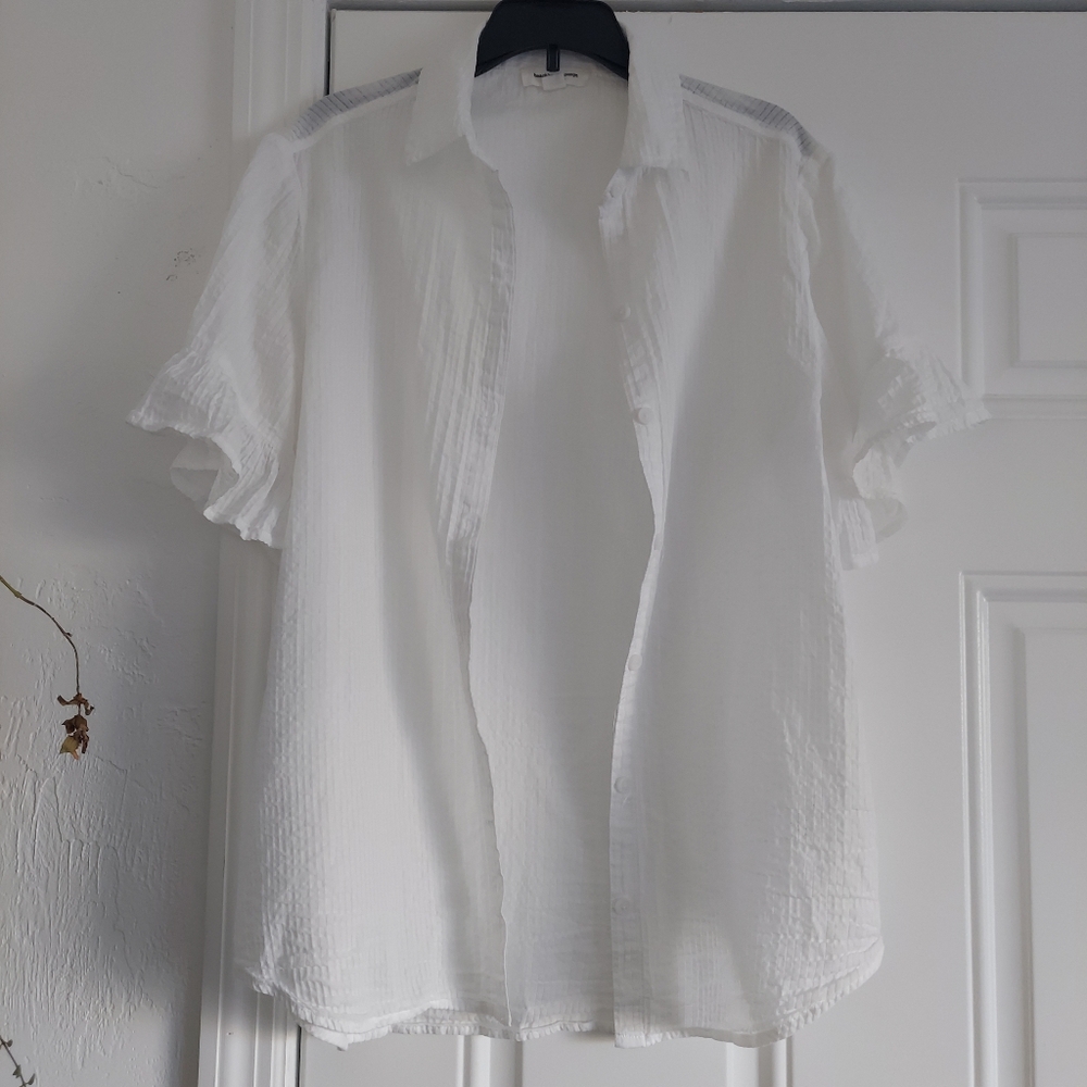 beachlunchlounge White Button Down Shirt
